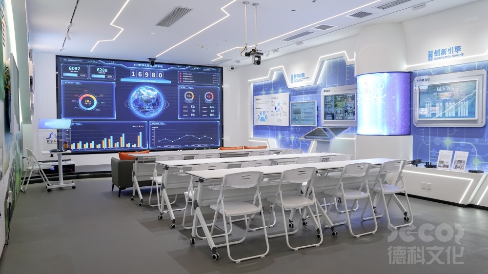 科技展廳設(shè)計中，如何利用智能感知技術(shù)來提供個性化的展覽導(dǎo)覽